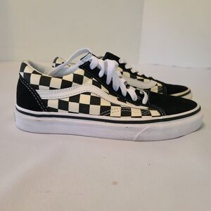 Vans Old Skool Blk/White Mens Size 4 Womens Size 5.5 NIB